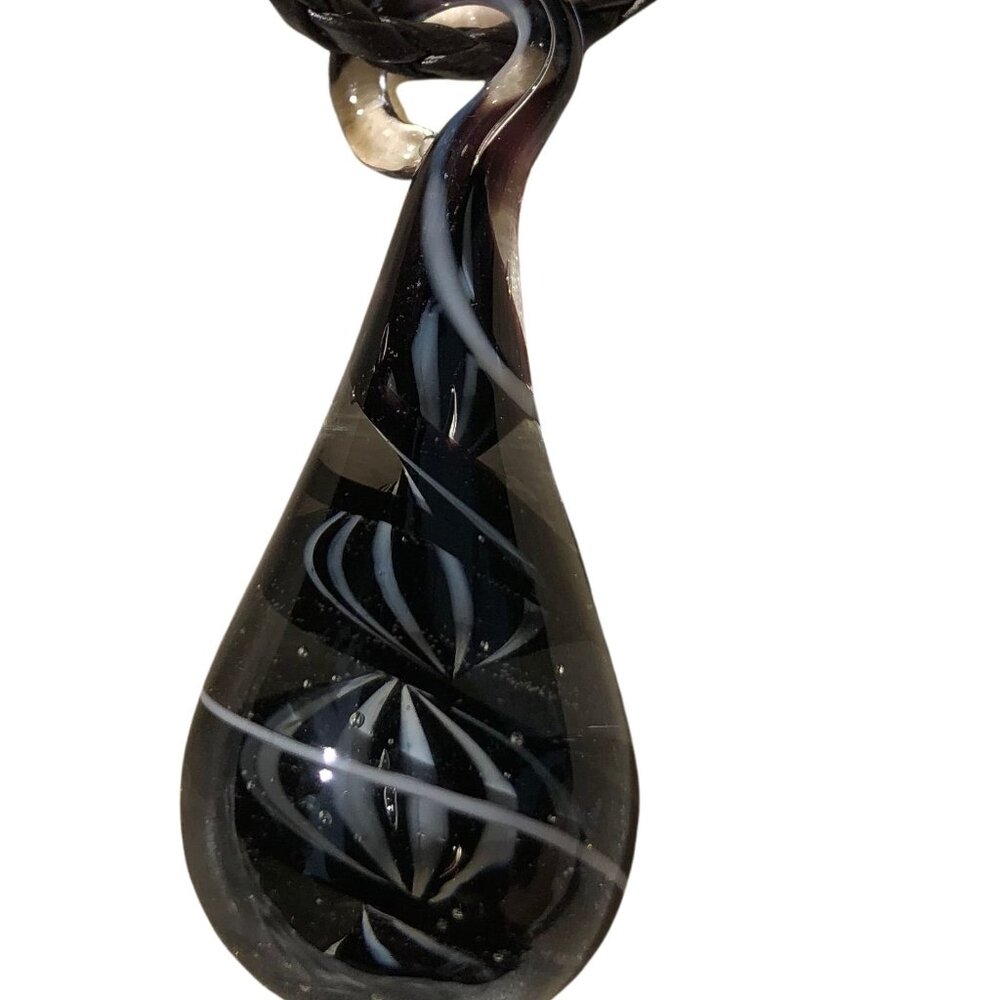 Artisan Hand blown glass pendant Necklace Vintage 2" x 3/4" Murano style